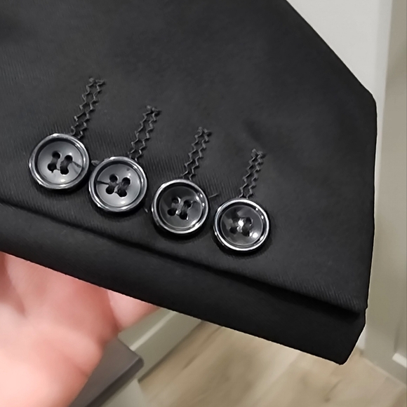 Black Jacket With Matching Red Bow Tie - Picture 2 of 14